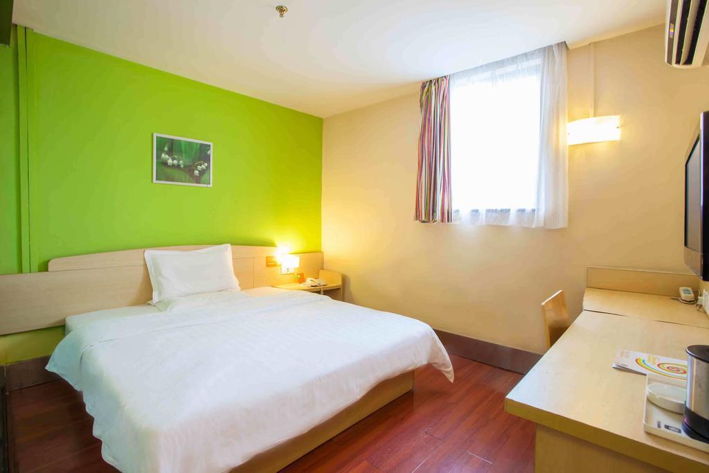 7Days Inn Chengdu Wuda Garden Экстерьер фото