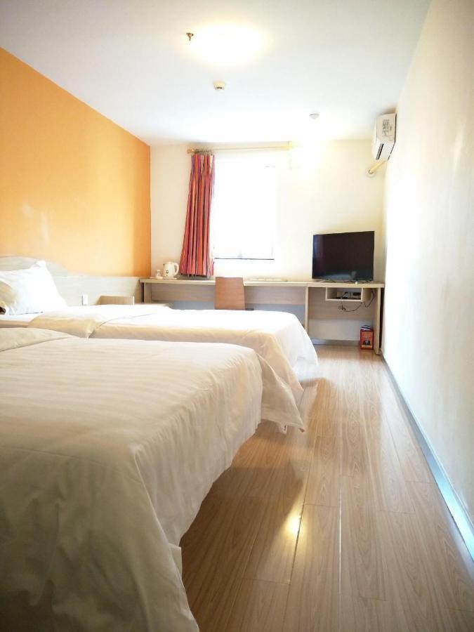 7Days Inn Chengdu Wuda Garden Экстерьер фото
